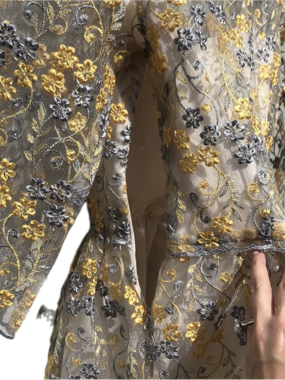 Vicky & Lucas sheer yellow floral midi lace dress M